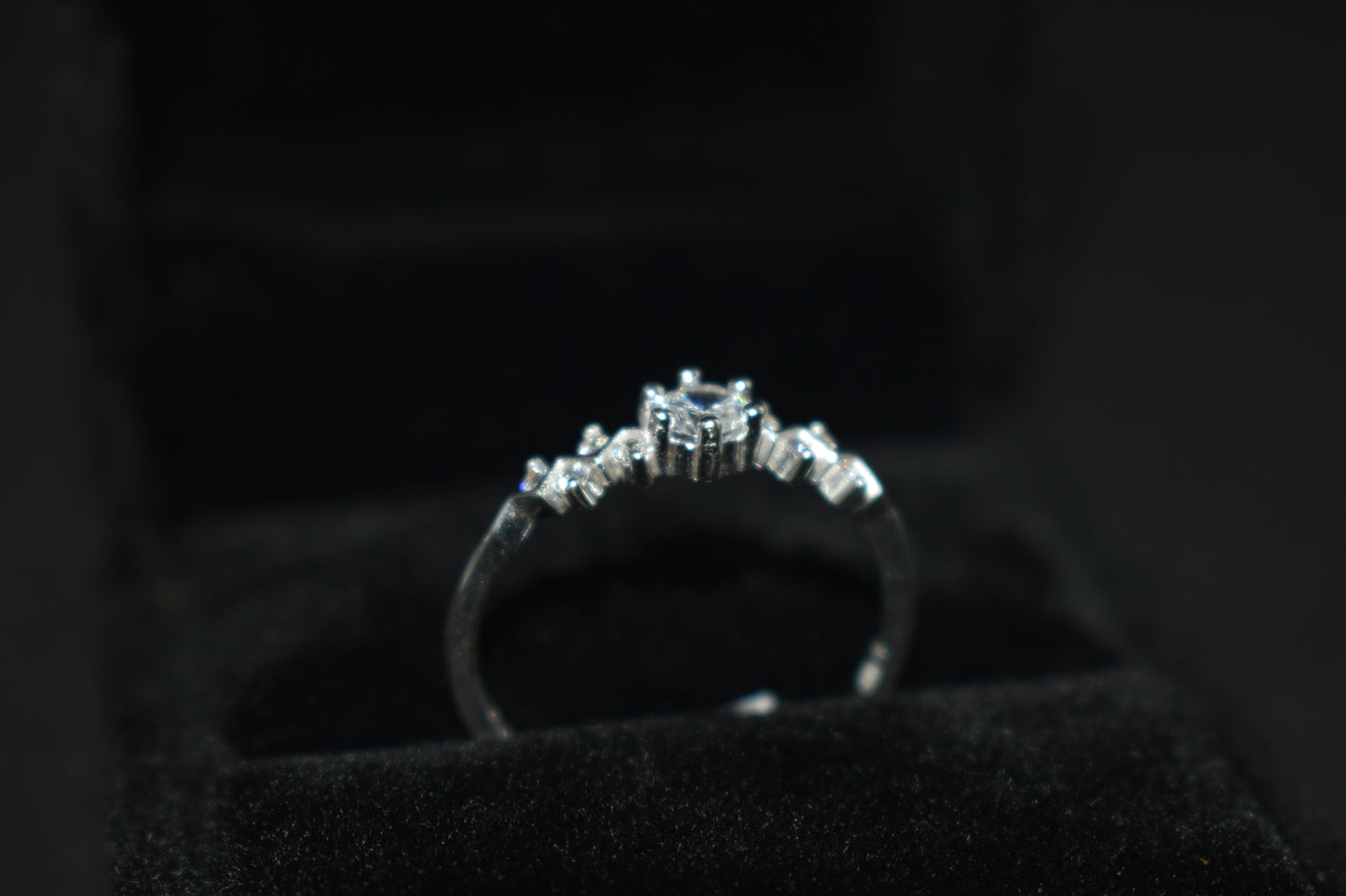 Anillo 9 Circones Cristal