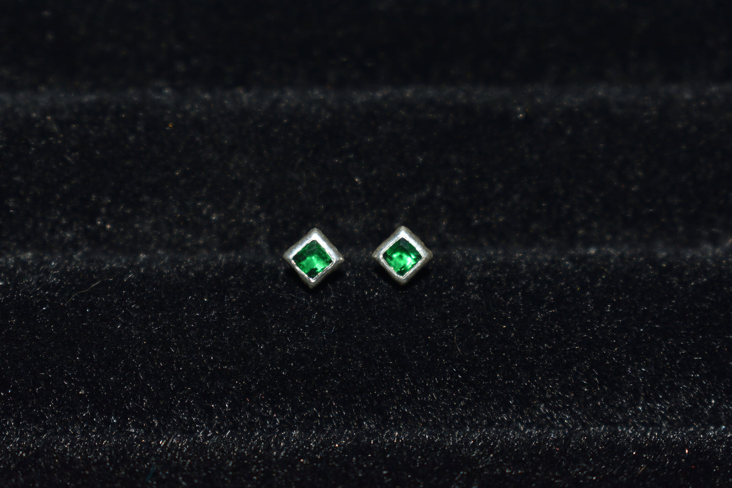 Topo Circon Cuadrado 3.8 Mm