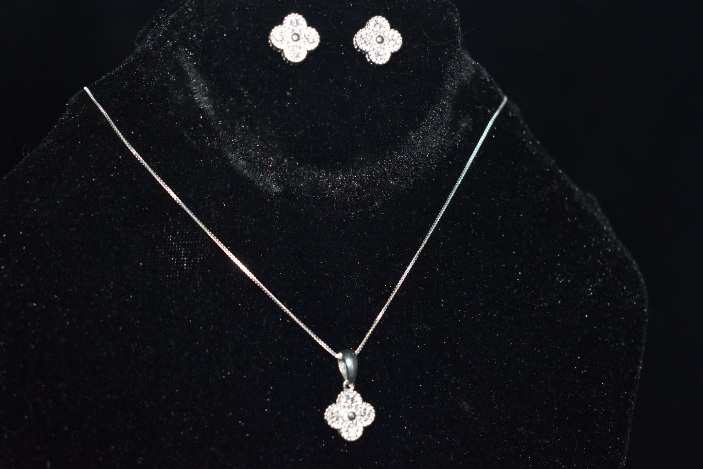Conjunto Vancleef Circon J40